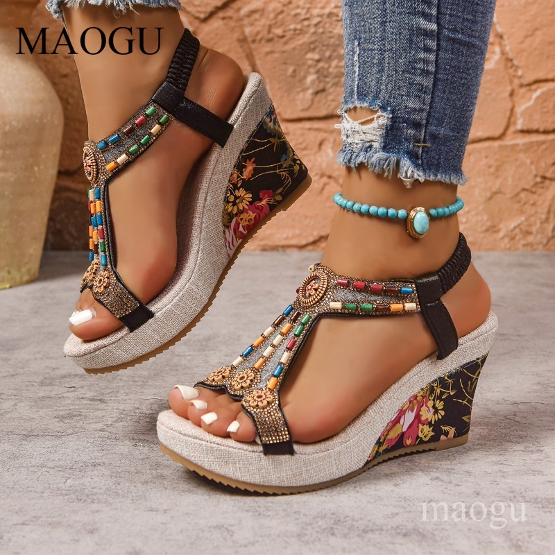 Ethnic Fashion Women - Sandálias Anabela Boho com Miçangas e